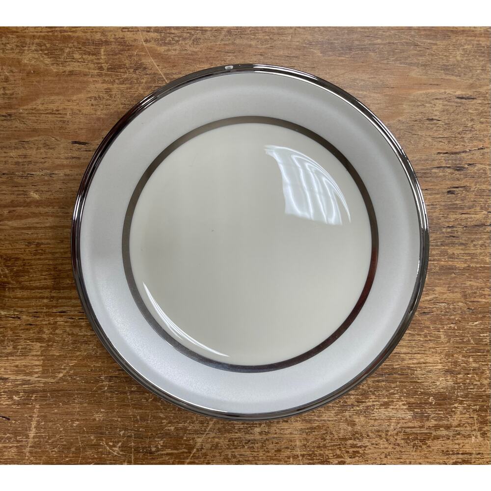Lenox Ivory Frost Bread and Butter Plater. kk435